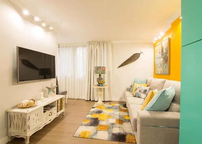 Eden Del Mar Apartment